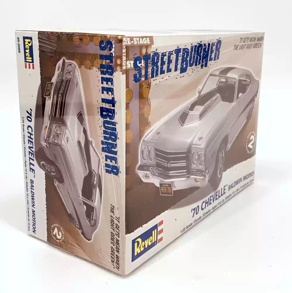 Collectable Revell Streetburner '70 Chevelle Baldwin Motion 1:24 Model Car Kit