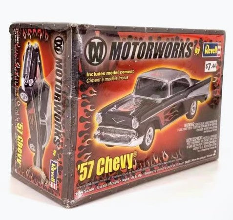 Collectable Revell Motorworks '57 Chevy 1:24 Model Car Kit