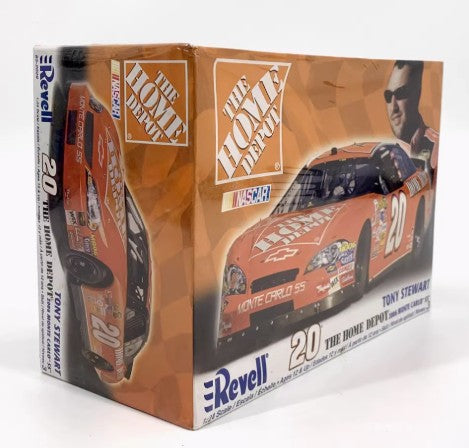 Collectable Revell 20 Tony Stewart Home Depot 2006 Monte Carlo 1:24 Model Car Kit