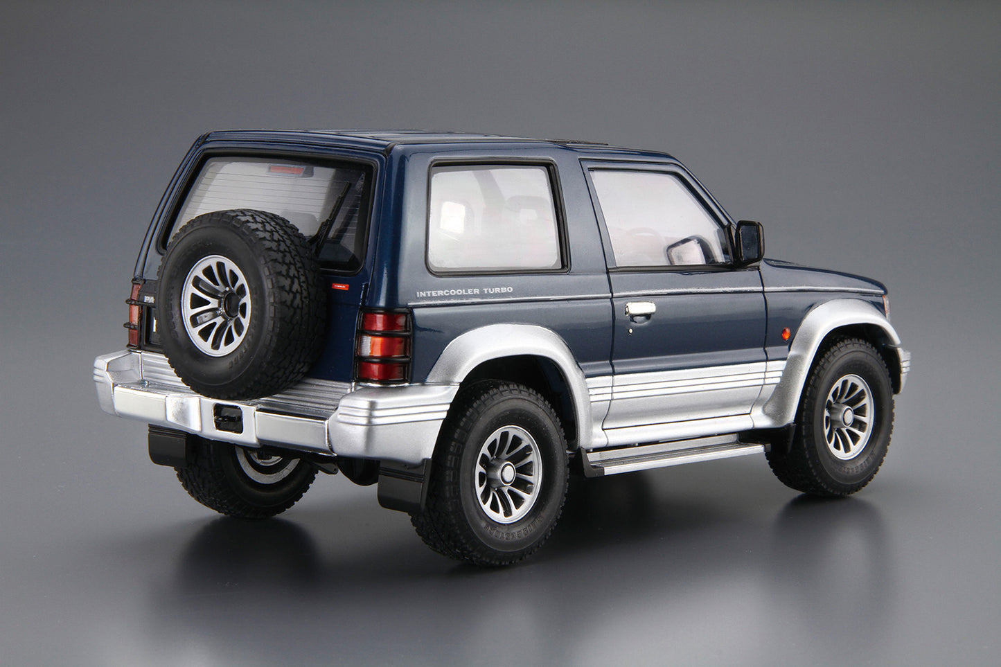 AOSHIMA MODEL CAR No.103 MITSUBISHI V24WG PAJERO METAL TOP WIDE XR-II '91 1:24 Model Kit