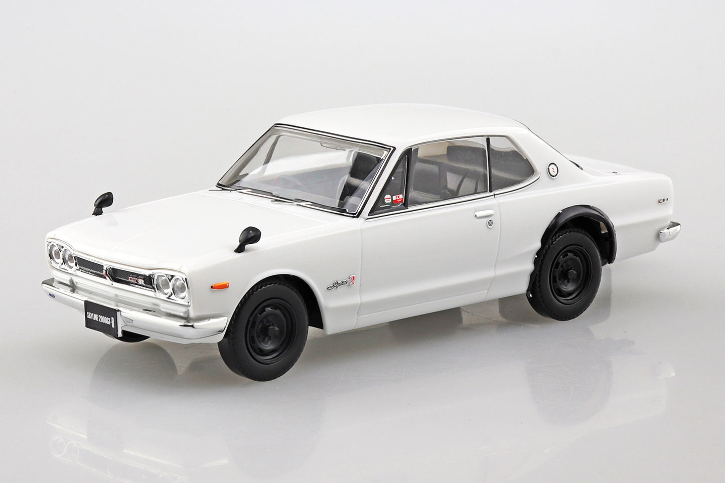 AOSHIMA SNAP KIT No.9-B NISSAN SKYLINE 2000GT-R(WHITE) 1:32 Model Kit