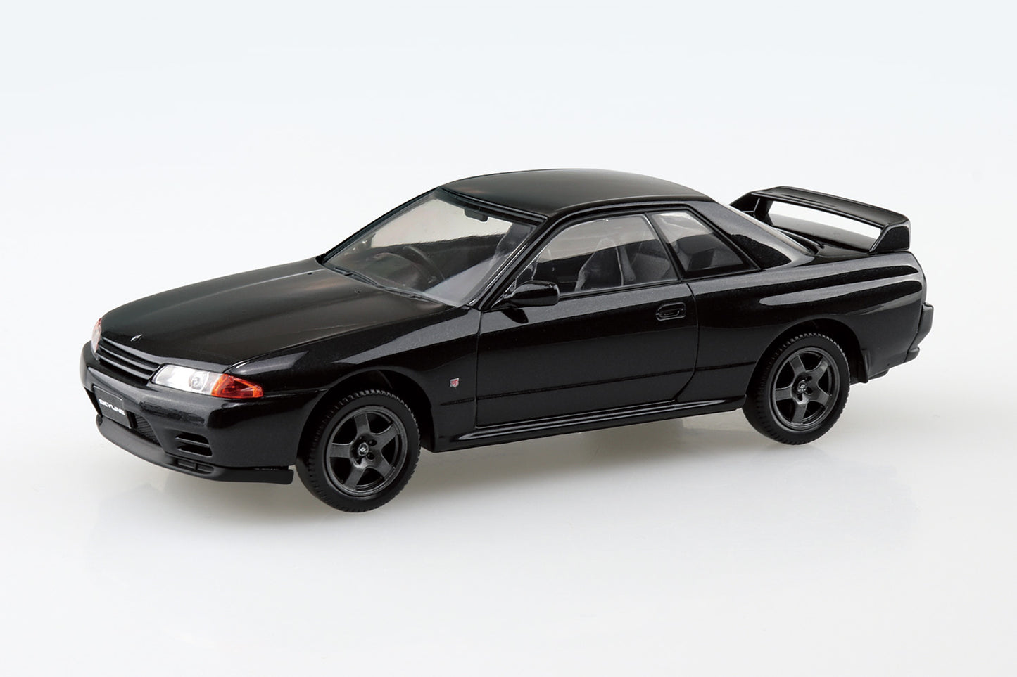 AOSHIMA SNAP KIT No.14-C NISSAN R32 SKYLINE GT-R(BLACK PEARL METALLIC) 1:32 Model Kit