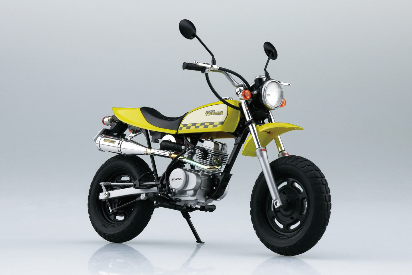 Aoshima BIKE No.65 HONDA AC16 Ape･50 '06 CUSTOM TAKEGAWA 1:12 Model Kit