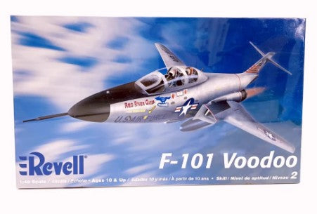 Collectable Revell F-101 Voodoo twin-engine fighter Aircraft 1:48 Model Kit