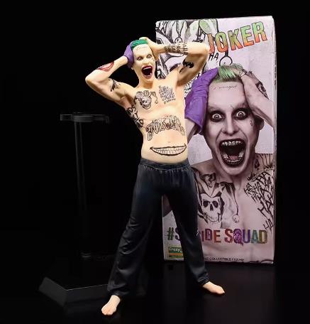 DC COMICS THE JOKER PVCFW007 PVC Figure 30 cm