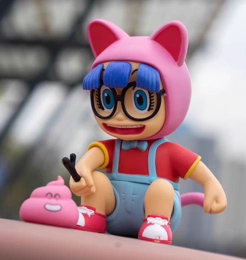 Dr Slump Arale Norimaki Pink Rabbit Hat PVCF26 PVC Figure 16 cm