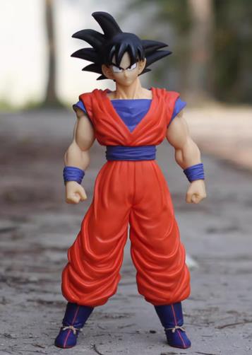 Dragon Ball Goku PVCF45 PVC Figure 38 cm