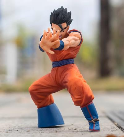 Dragon Ball Son Gohan PVCF49 PVC Figure 18 cm