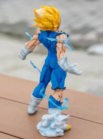 Dragon Ball Vegeta Super Saiyan PVCF56 PVC Figure 28 cm