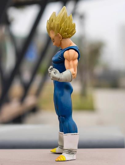 Dragon Ball Vegeta Super Saiyan PVCF63 PVC Figure 23 cm