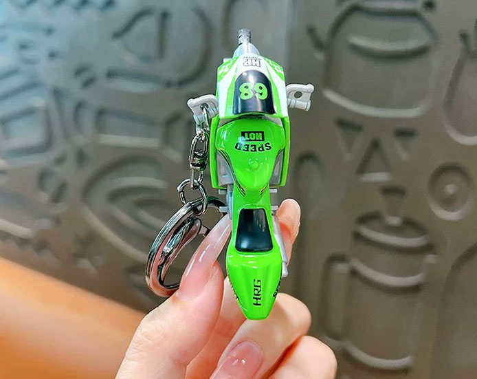 Miniature Racing bikes Motorcycle Pull-Back Toys Keychain Gifts 5 Colours