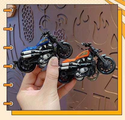 Miniature Alloy Cruiser Motorcycle Pull-Back Toys Keychain Gifts 4 Colours