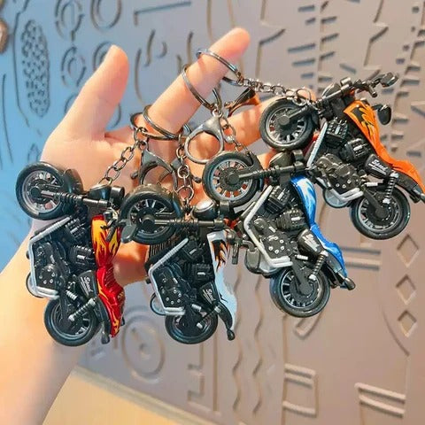 Miniature Alloy Cruiser Motorcycle Pull-Back Toys Keychain Gifts 4 Colours