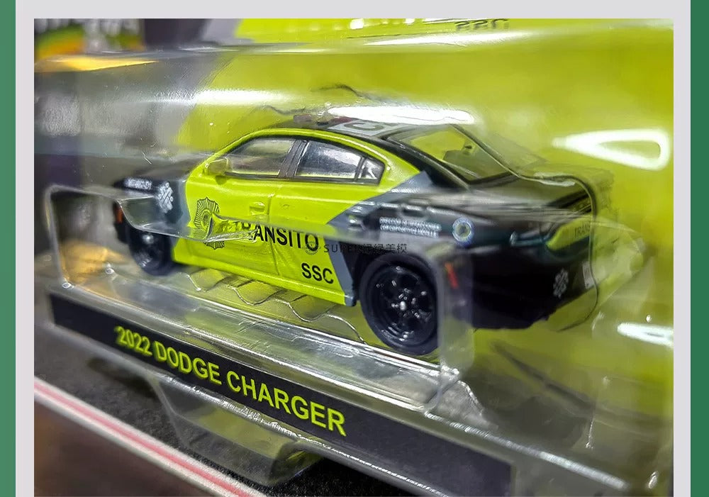 Collectables Greenlight 1:64 2022 Dodge Charger Mexico City Traffic Control Police (Tránsito SSC) Diecast Model Car