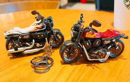 Miniature Alloy Cruiser Motorcycle Pull-Back Toys Keychain Gifts 4 Colours