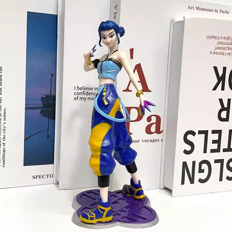 K-POP DEMON HUNTERS ZOEY FIGURE 21 CM