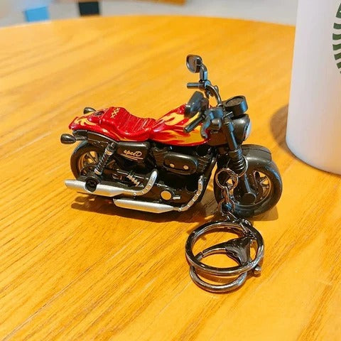 Miniature Alloy Cruiser Motorcycle Pull-Back Toys Keychain Gifts 4 Colours