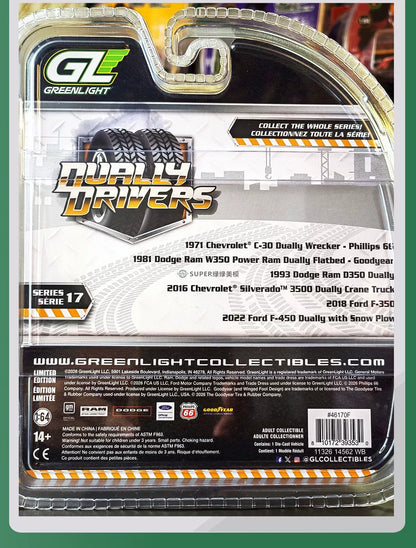 Collectables Greenlight 1:64 Dually Drivers Series 17 2022 Ford F-450 Dually Pickup Truck with Snow Plow Diecast Model Car