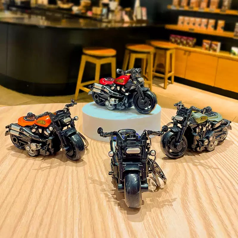 Miniature Alloy Cruiser Motorcycle Pull-Back Toys Keychain Gifts 4 Colours