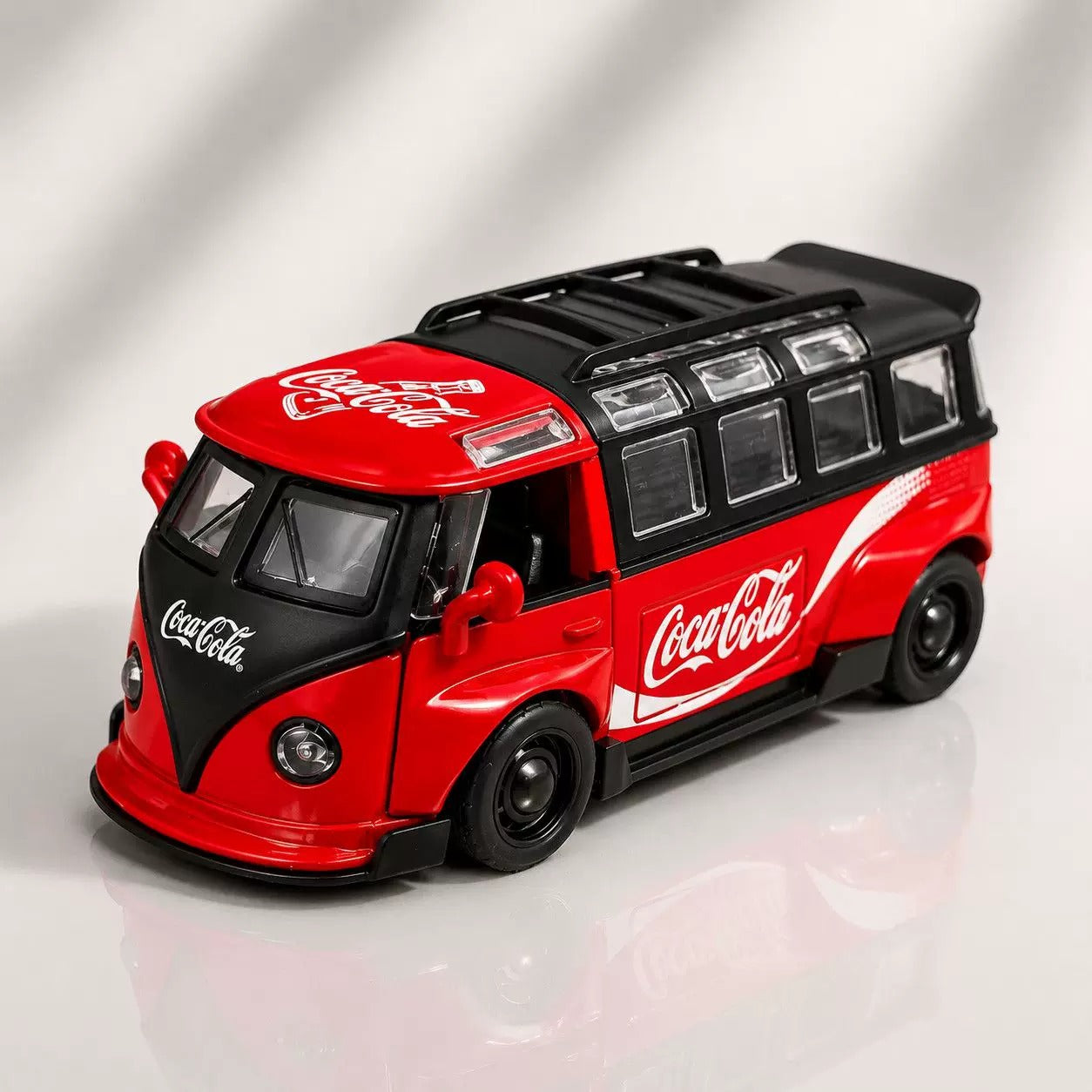 Collectables Diecast Coca-Cola Volkswagen T1 Bus Set 1:32 Pull Back