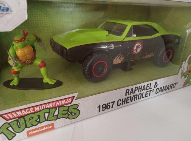Collectables Diecast Jada  Teenage Mutant Ninja Turtles Raphael & 1967 CHEVROLET CAMARO 1:24