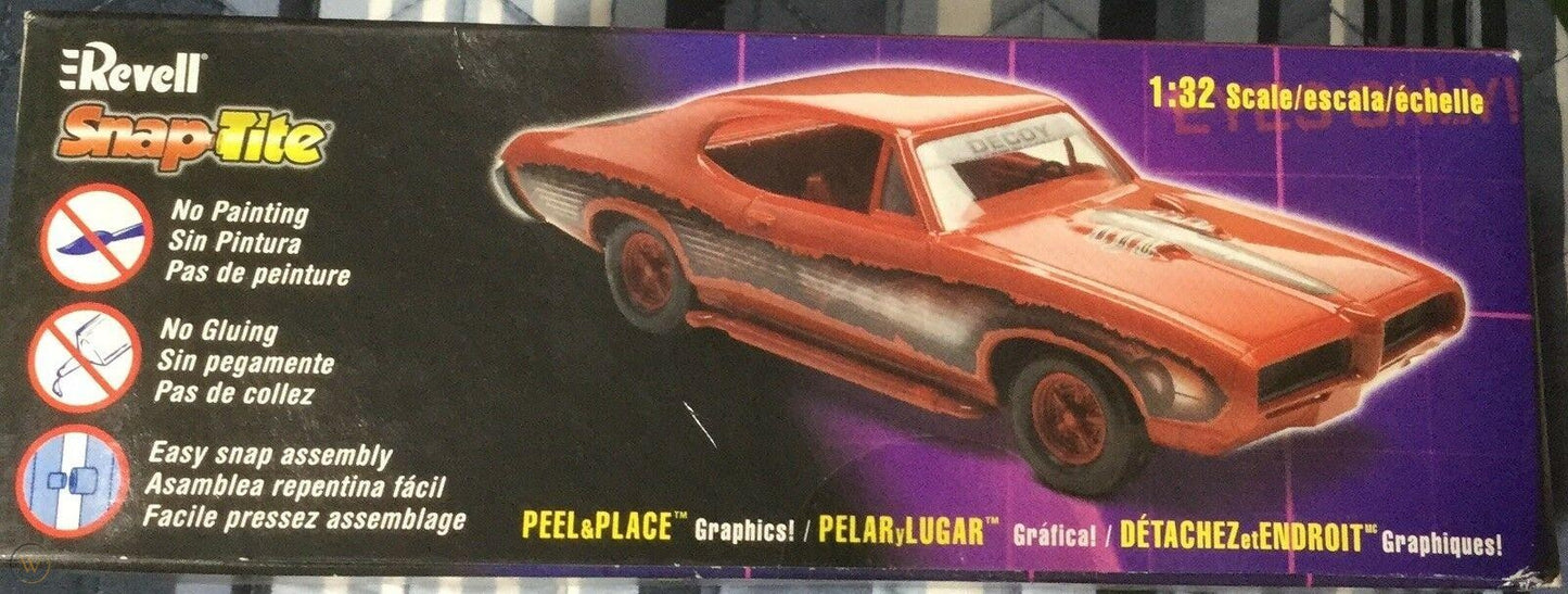 Collectable Revell 1/32 Covert Decoy '68 Pontiac GTO