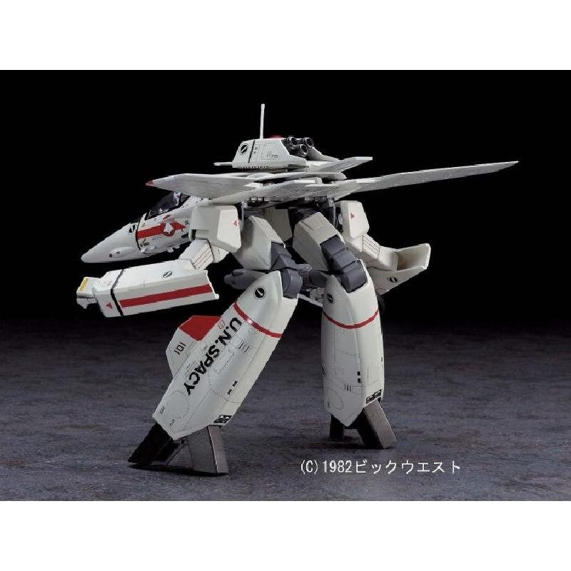 Hasegawa Robotech 1/72 Macross VF-1J/A Gerwalk Valkyrie Model Kit